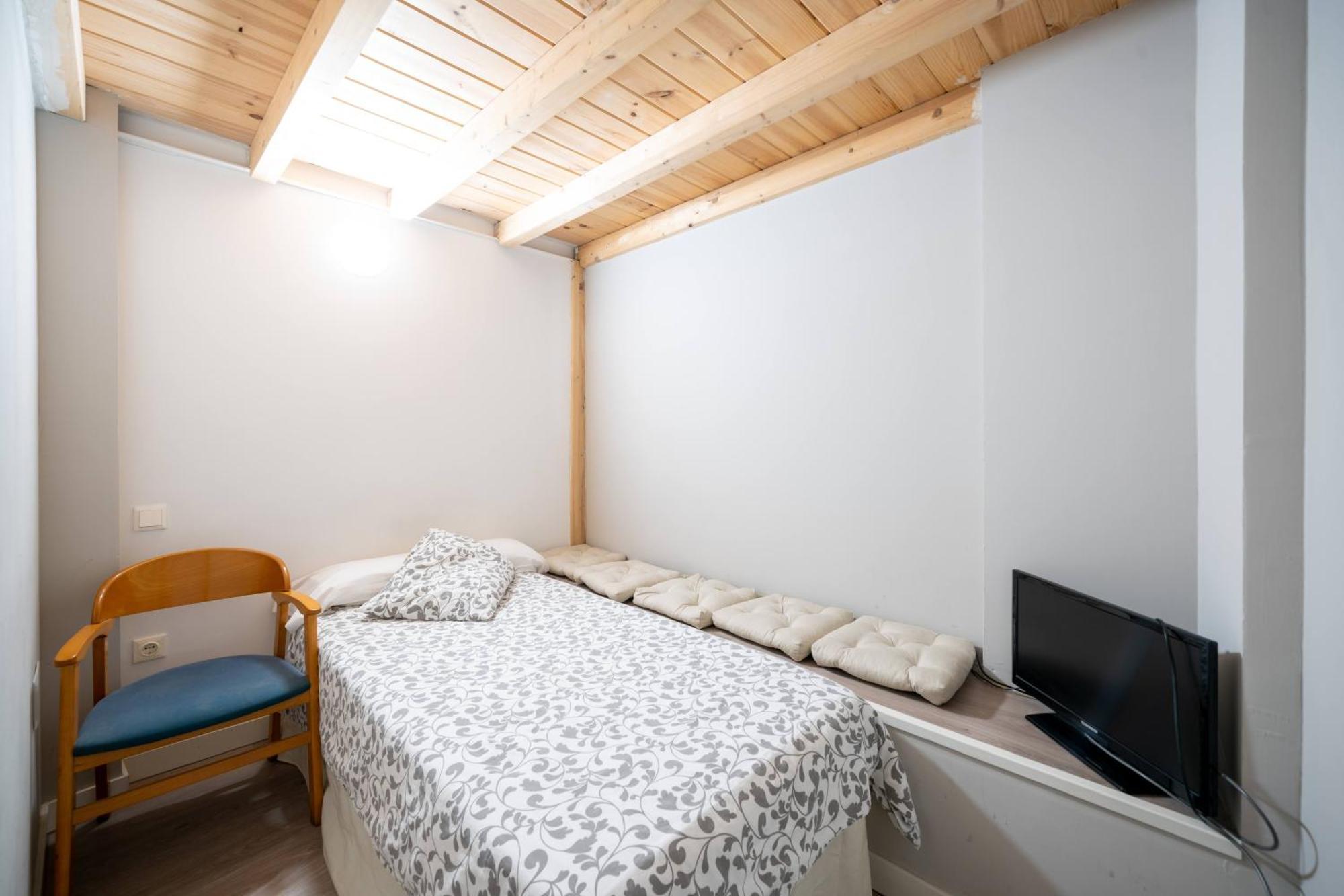 Apartamentos Go - Leopoldo Cano Center Вальядолид Экстерьер фото