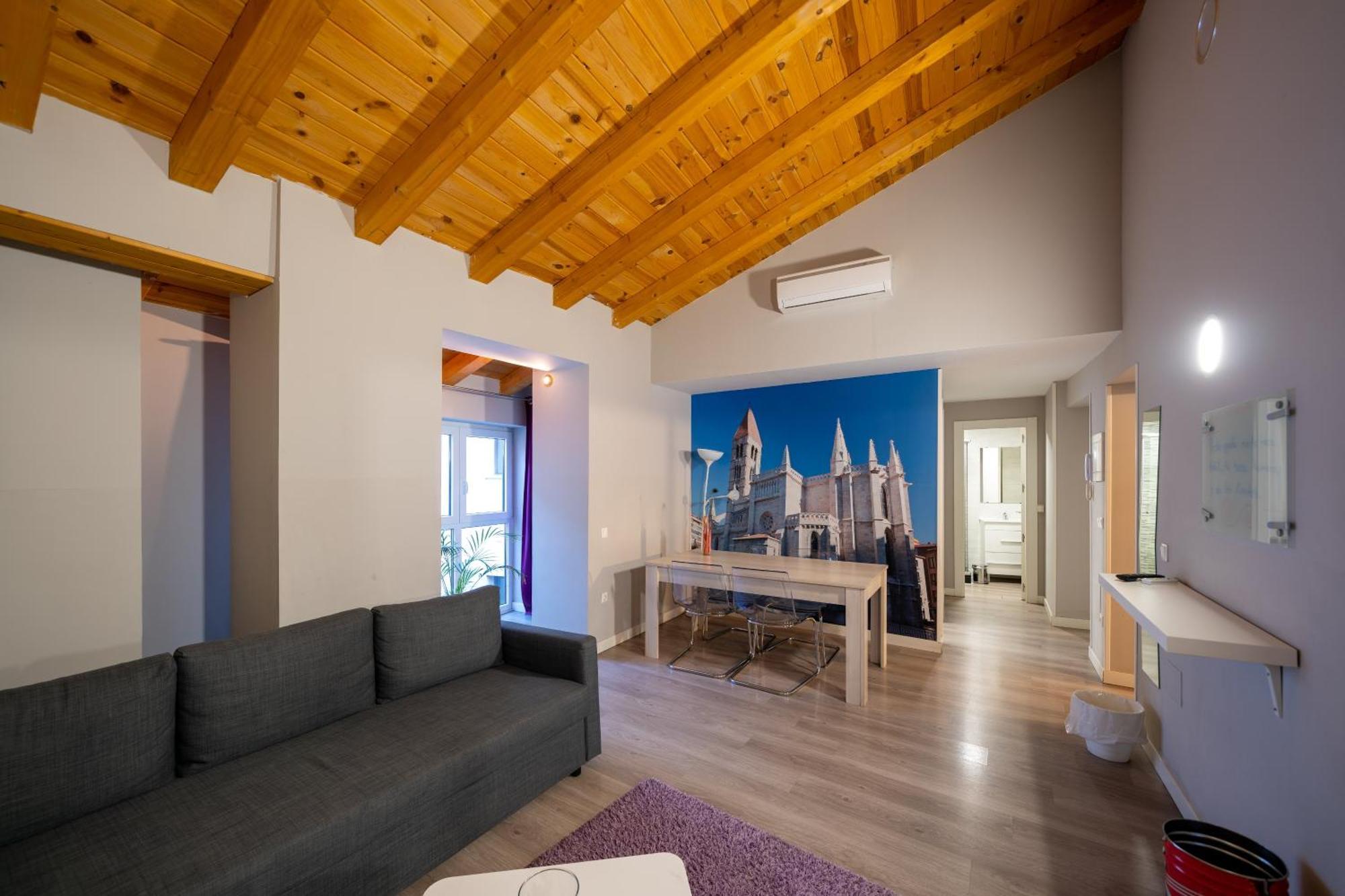 Apartamentos Go - Leopoldo Cano Center Вальядолид Экстерьер фото